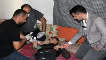 Bitlis’te Evde Sağlık Hizmetleri Birimi ekipleri hastalara şifa götürüyor