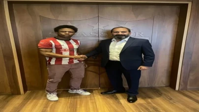 Sivasspor, Kamerunlu kanat oyuncusu Clinton N’Jie’yi transfer etti