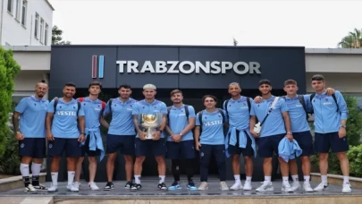 Turkcell Süper Kupa’yı kazanan Trabzonspor kente geldi