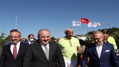 Bakan Varank, Lapseki’deki altın madenini ziyaret etti: