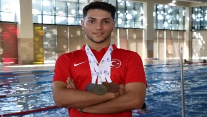 Özel sporcu Veysi Turan, Boğaziçi Kıtalararası Yüzme Yarışı’nda birinci olmayı hedefliyor