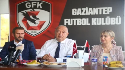 Gaziantep FK’de toplu imza töreni