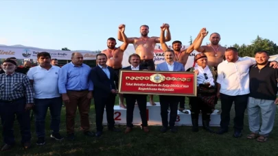 Topçam yağlı pehlivan güreşlerinde başpehlivan Hüseyin Gümüşalan oldu