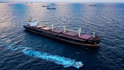 Ukrayna’dan gelen mısır yüklü 3 geminin İstanbul Boğazı’ndan geçmesi bekleniyor