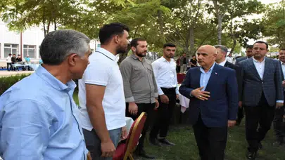 Tarım ve Orman Bakanı Kirişci, Aksaray’da teşkilat buluşması programında konuştu: 