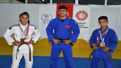 Özel harekat polisinin yetiştirdiği judocu kuzenler, Balkan Şampiyonası’nda madalya peşinde