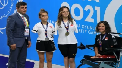 İslami Dayanışma Oyunları’nda paralimpik yüzücülerden iki günde 13 madalya