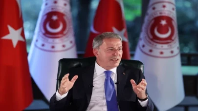 Milli Savunma Bakanı Akar,  ”Anadolu Soruyor” programına katıldı