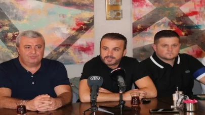 Sakaryaspor Kulübü Başkanı Cumhur Genç’ten kadro yapılanmasıyla ilgili açıklama: 