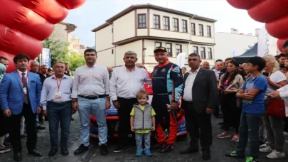 Kütahya’da düzenlenen 100. Yıl Tırmanma Yarışı’nın start seremonisi yapıldı