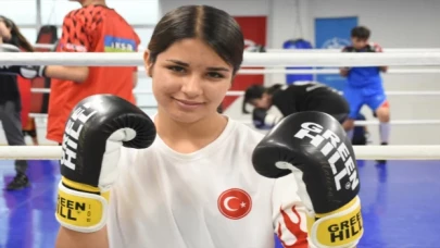 Dört ay önce başladığı boksta Türkiye şampiyonluğuna ulaştı