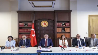 TBMM Başkanı Şentop, Çin Ulusal Halk Kongresi Daimi Komitesi Başkanı Li Zhanshu’yla görüştü: