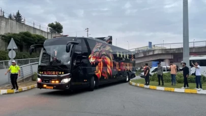 Galatasaray kafilesi, Trabzon’a geldi