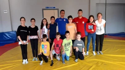 Yayla bayramlarında güreşle tanışan itfaiyeci, Avrupa ve dünya şampiyonu oldu