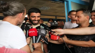 Trabzonspor’un transfer görüşmesi yaptığı Umut Bozok, Trabzon’a geldi