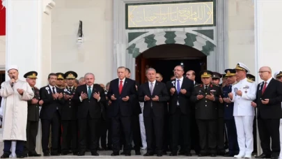 Cumhurbaşkanı Erdoğan, Deniz Harp Okulu Camisi’nin açılışını yaptı