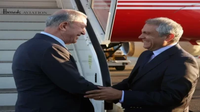 Milli Savunma Bakanı Hulusi Akar’dan İngiltere ziyareti