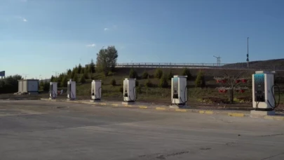 Togg, Trugo ile ilk şarj cihazı kurulumunu Bolu’da yaptı