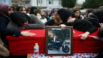 Maden ocağındaki patlamada hayatını kaybeden Berkay Kesim son yolculuğuna uğurlandı