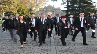 Beşiktaş Kulübü, Büyük Önder Atatürk’ü Dolmabahçe Sarayı’nda andı