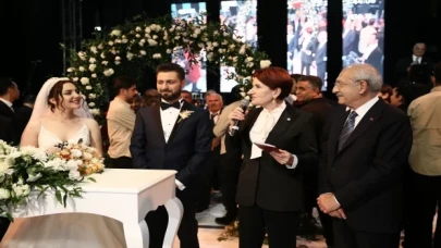Kemal Kılıçdaroğlu ve Meral Akşener, Adana’da nikah şahitliği yaptı