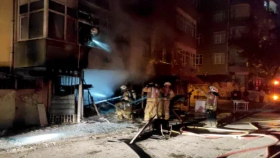 Pendik’te iş yerinde çıkan ve daireye sıçrayan yangın söndürüldü