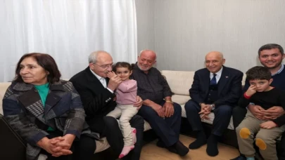 CHP Genel Başkanı Kılıçdaroğlu, depremzede Bilgin ailesini ziyaret etti