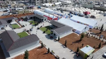 Bakan Kurum’dan Nurdağı’nda kurulan geçici barınma alanlarına ilişkin paylaşım