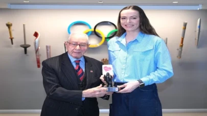 Eda Erdem Dündar ”2021 fair play” ödülünü aldı