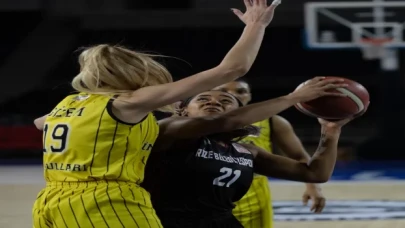 ING Kadınlar Basketbol Süper Ligi'nde  Çankaya Üniversitesi: 101  Rize Belediyespor: 72