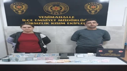 Çaldıkları altınları satarak kendilerine telefon alan çift yakalandı