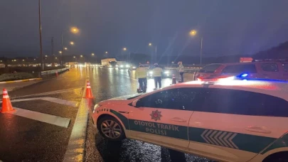 Anadolu Otoyolu Bolu Dağı Tüneli İstanbul yönü heyelan riski sebebiyle kapatıldı