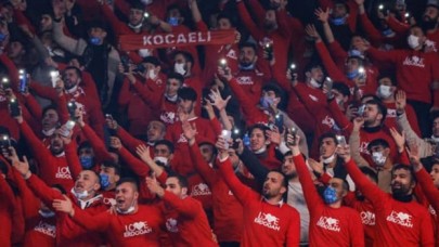 "AK Parti, kongre işini çok iyi biliyor; oturma düzeni, sağlık ve güvenlik önlemleri en ince ayrıntısına kadar düşünülmüş"