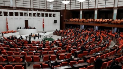 AK Partinin seçim barajıyla ilgili çalışması MHP'ye sunulmadı