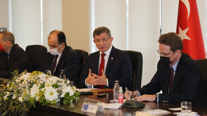 Davutoğlu AB ülkelerinin büyükelçileriyle görüştü