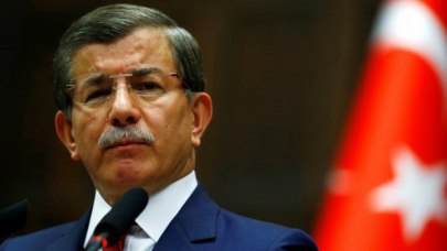 Davutoğlu'ndan parti kapatma açıklaması