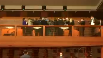 Eski Milletvekili'nden TBMM'de protesto