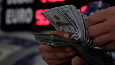 Kırmızı Pazartesi... Asya Piyasaları açıldı Dolar 8.39'u gördü.