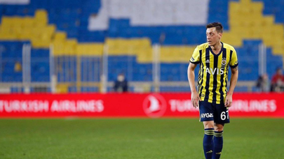 Mesut Özil: Rehabilitasyon süreci çok iyi geçiyor