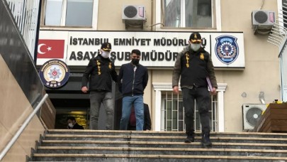 'Polisiz' diyerek girdikleri evden 42 bin lira çaldılar