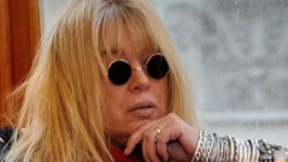 Tecavüz itirafıyla gündeme oturan Zerrin Özer'den yeni açıklama