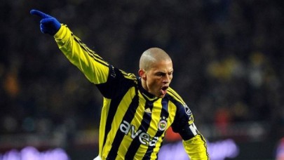 Teknik direktörlüğe başlayan Alex, 2 ay tesislerde yatacak