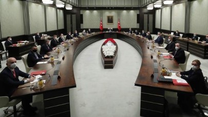 Turkuvaz medyasından ilginç çıkış! 7 bakan gidici...