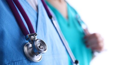 65-72 yaş arası doktorlar yeniden atanacak