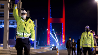 82 saatliğine evlerimizdeyiz!