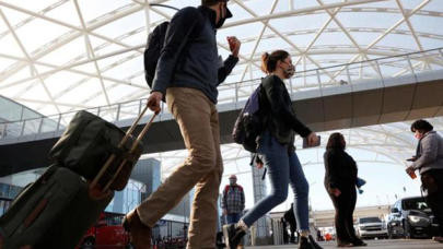 ABD seyahat kısıtlamalarını hafifletiyor: Nitelikli yabancılara izin