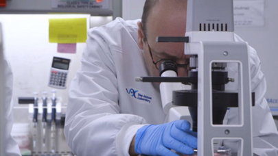 ABD'deki Türk Profesör: Biontech dozlarının arasının açılması sorun değil