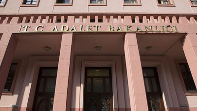 Adalet Bakanlığı, yazılı ve sözlü sınavların ertelendiğini duyurdu