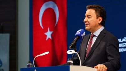Ali Babacan: "Hükümetin yüzü kızarmıyor"