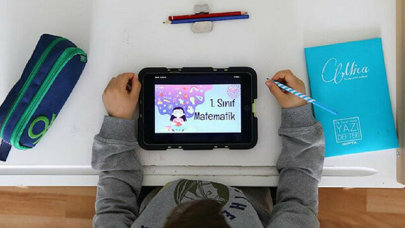 Bakan Selçuk açıkladı: 26 kente 27 bin 445 tablet bilgisayar seti